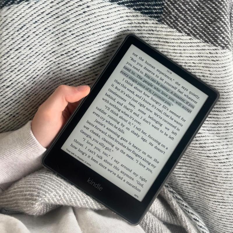 Cute Practical Kindle Accessories Every Woman Should Try