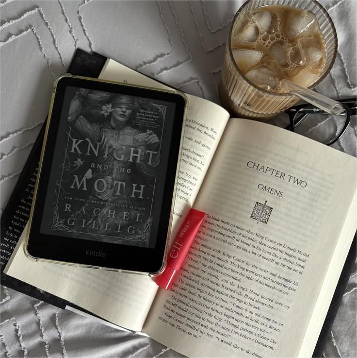 Best Kindle Accessories That Make Reading Easier in 2026