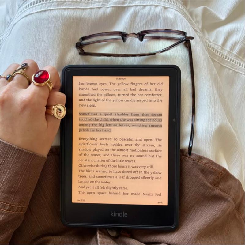 How Frequent Travelers Can Build the Perfect Kindle Setup